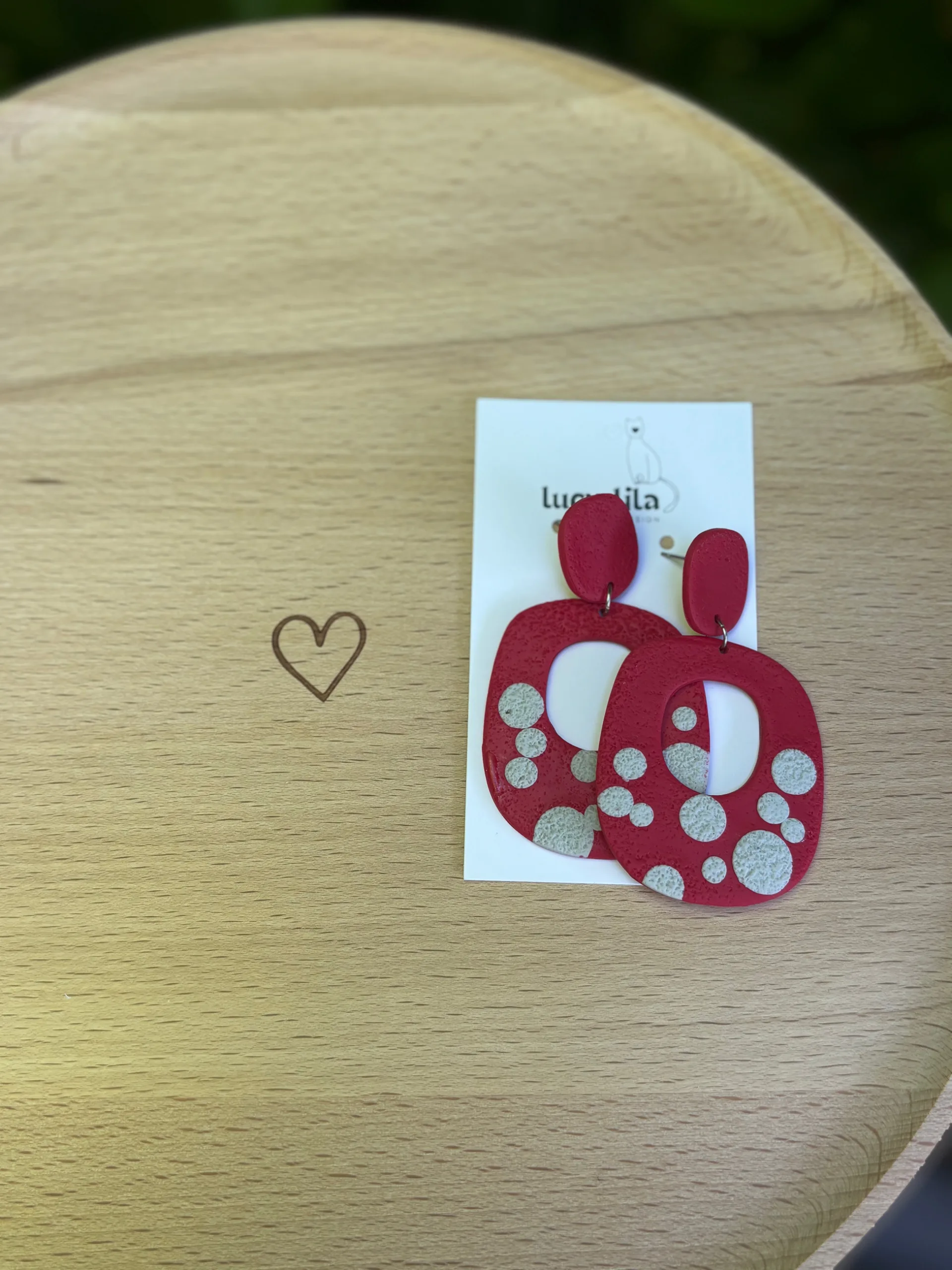Rebel Rouge – Bild 4